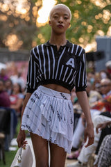 WOMEN'S STRIPED BLACK GOLFER